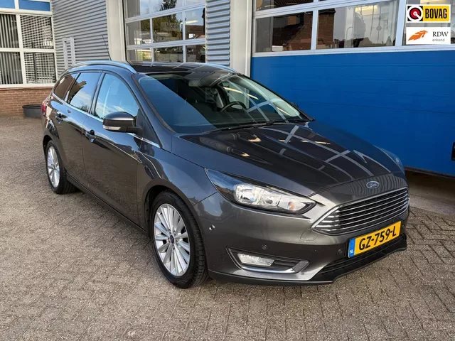 Ford Focus (2015) — foto 1