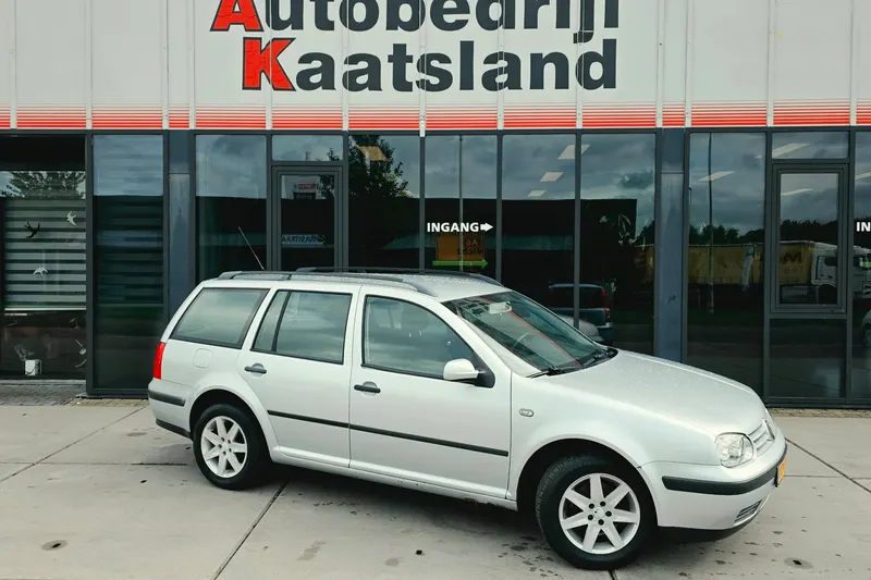 Volkswagen Golf (2004)