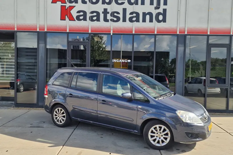 Opel Zafira (2008)