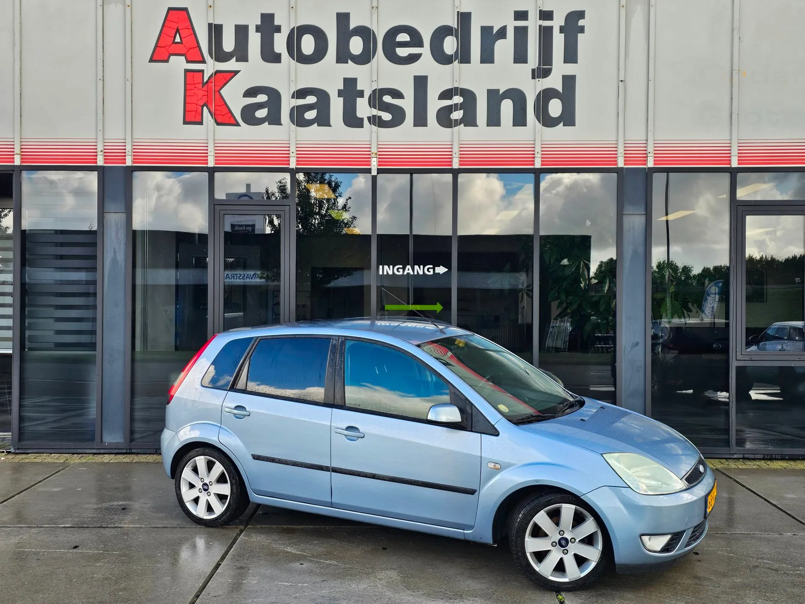 Ford Fiesta (2005) — foto 1