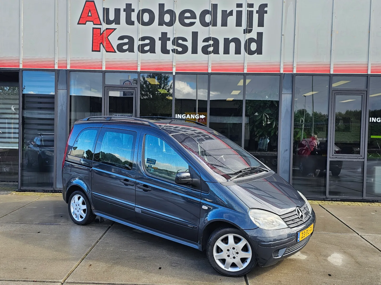 Mercedes-Benz Vaneo (2004) — foto 1