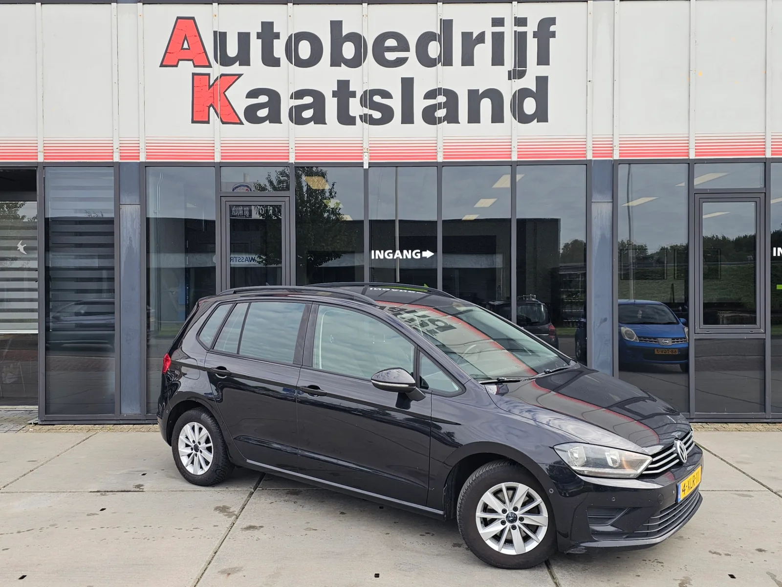 Volkswagen Golf Sportsvan (2014) — foto 1