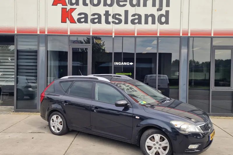 Kia Cee'd (2010)