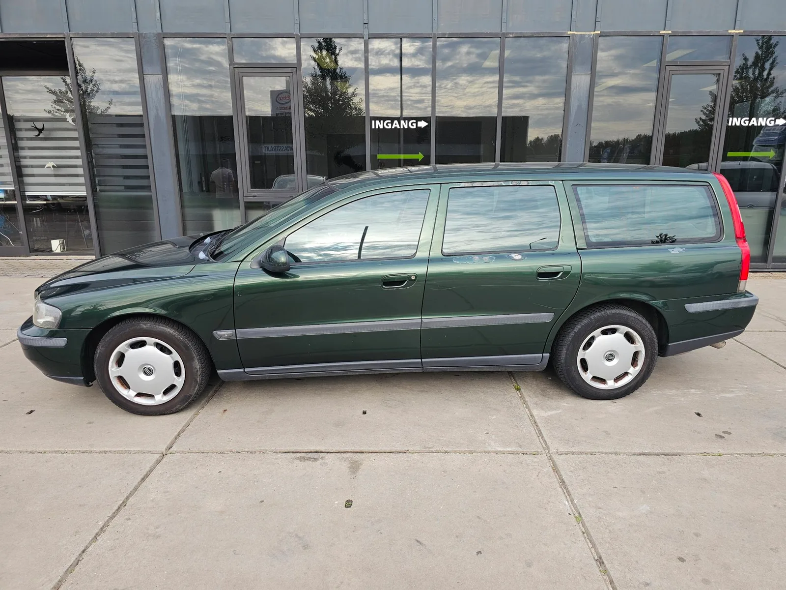 Volvo V70 (2000) — foto 1