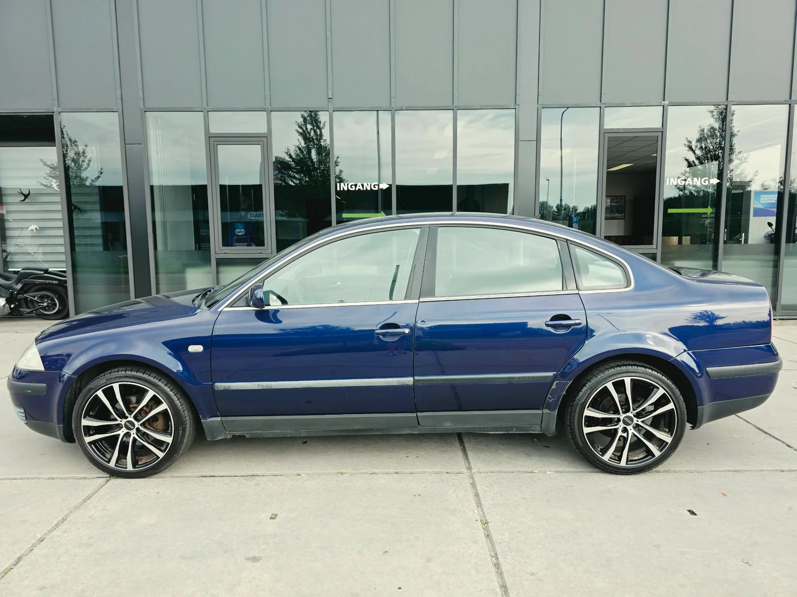 Volkswagen Passat (2001) — foto 1