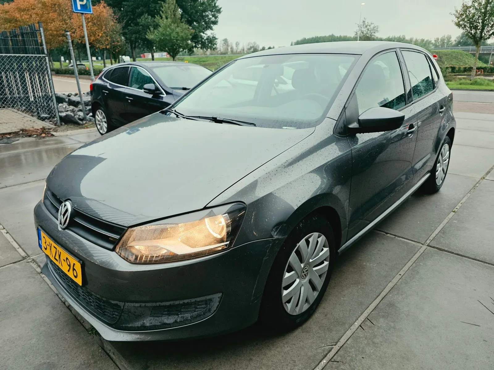 Volkswagen Polo (2010) — foto 1