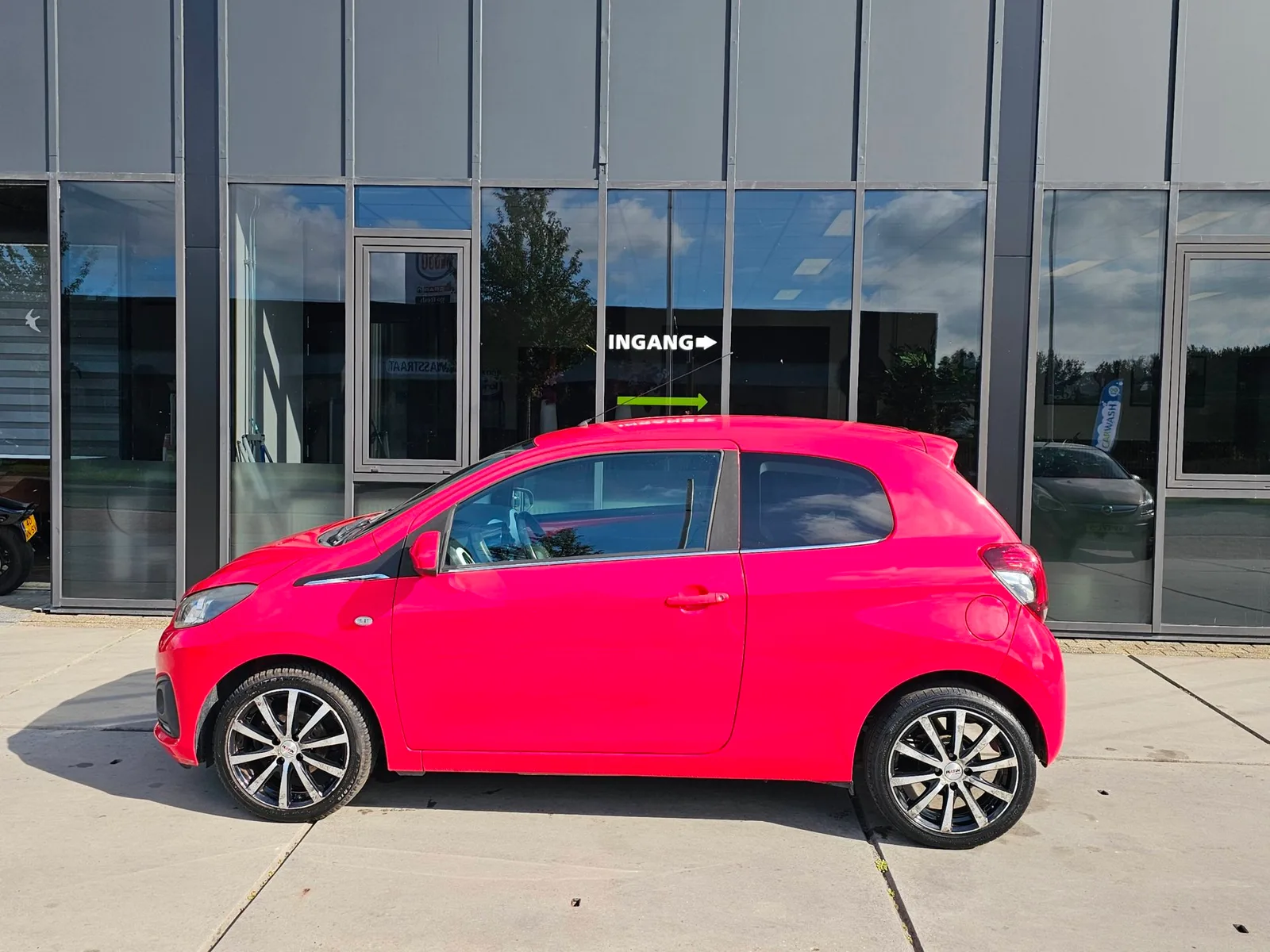 Peugeot 108 (2015) — foto 1
