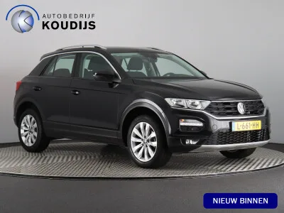 Volkswagen T-Roc (2021) — foto 1