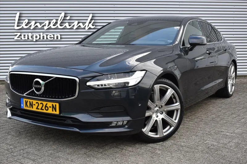 Volvo S90 (2016)