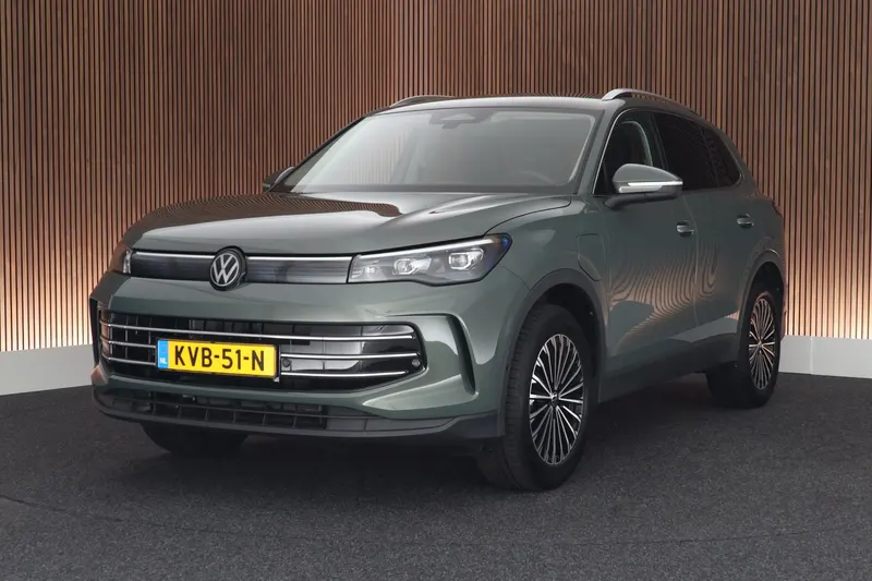 Volkswagen Tiguan (2025)