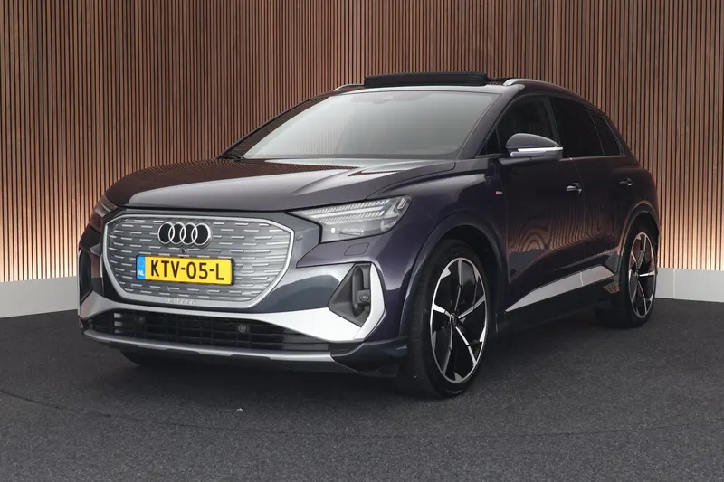Audi Q4 e-tron (2022)
