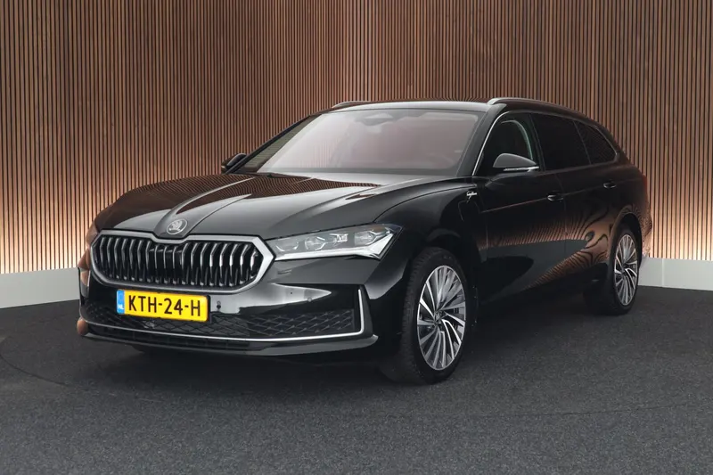Škoda Superb (2025)
