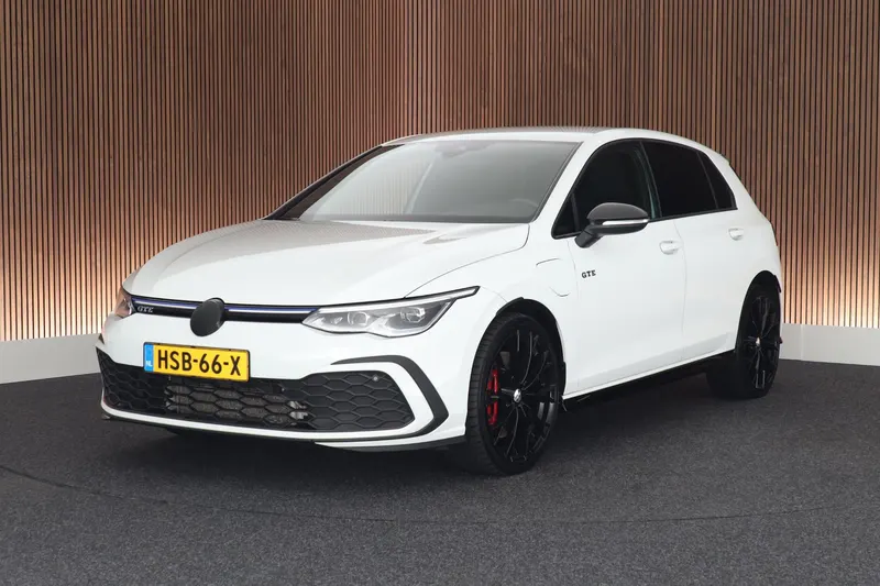 Volkswagen Golf (2022)