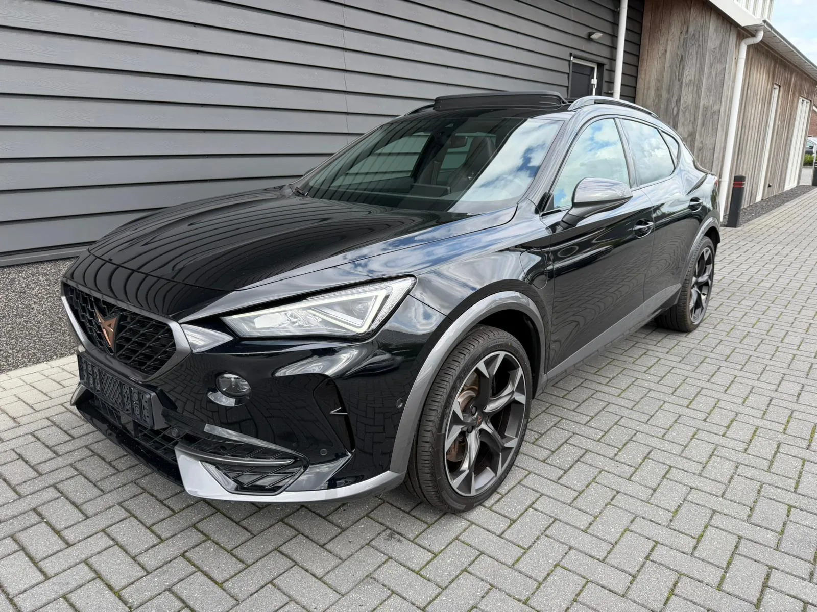 CUPRA Formentor (2024) — foto 1
