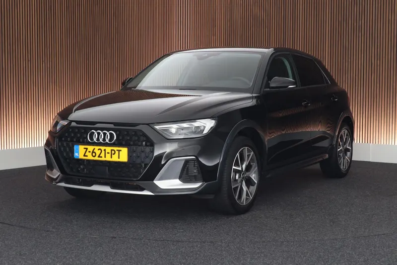 Audi A1 Allstreet (2023)