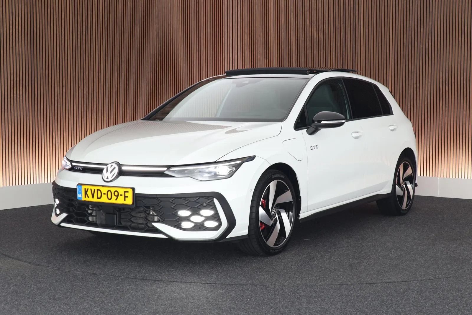 Volkswagen Golf (2026) — foto 1
