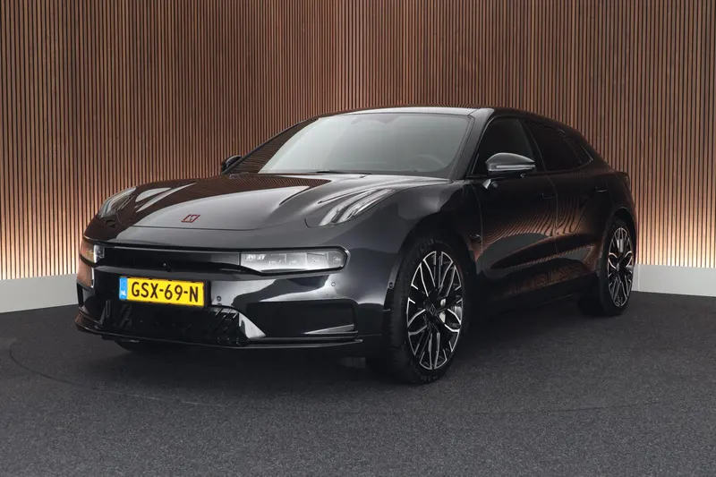 Zeekr 001 (2024)