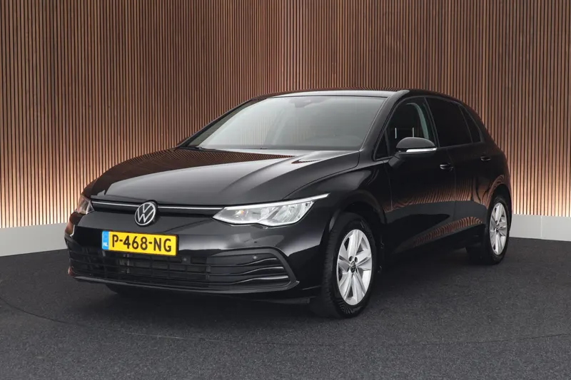 Volkswagen Golf (2022)