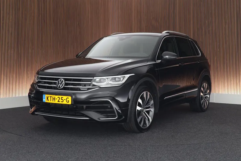 Volkswagen Tiguan (2022)