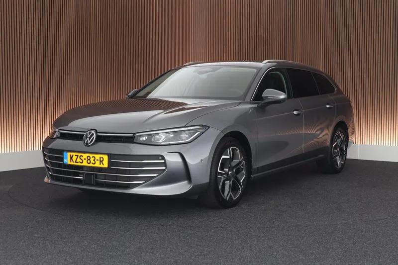 Volkswagen Passat (2024)