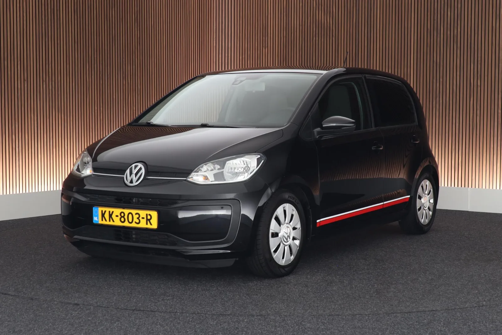 Volkswagen Up! (2016) — foto 1