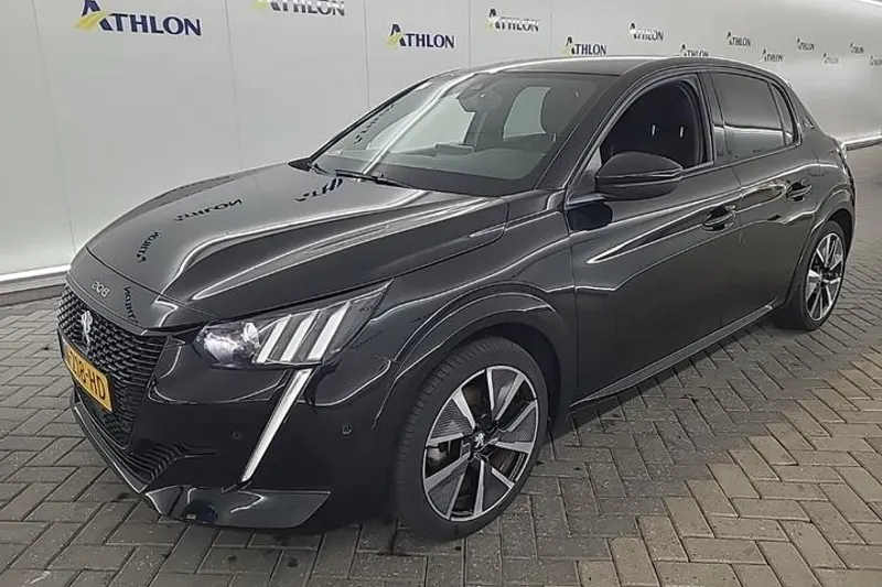 Peugeot e-208 (2021)