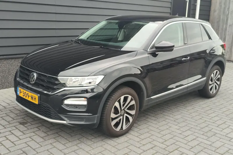 Volkswagen T-Roc (2021)