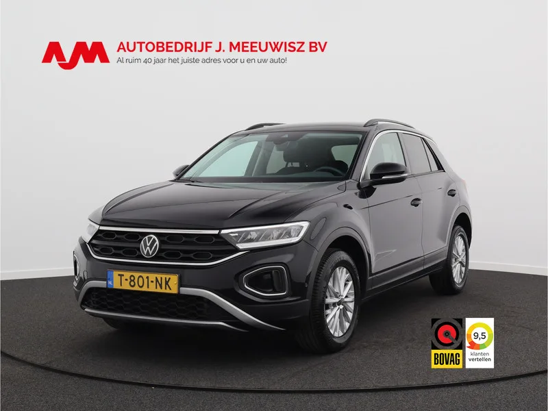 Volkswagen T-Roc (2023) — foto 1