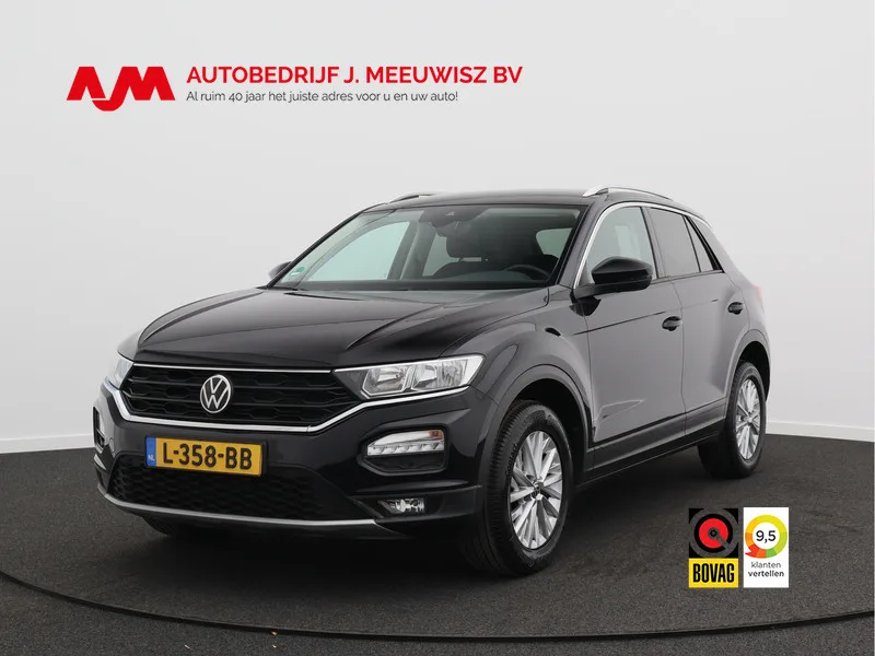 Volkswagen T-Roc (2021) — foto 1