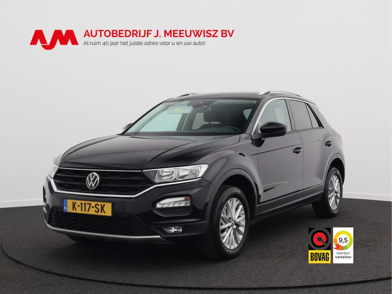 Volkswagen T-Roc (2021) — foto 1