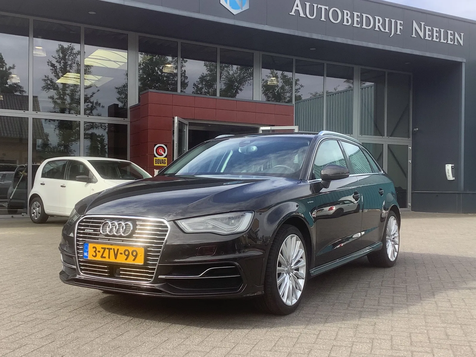 Audi A3 (2015) — foto 1