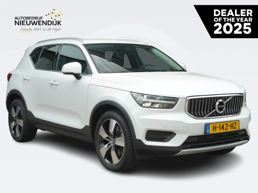 Volvo XC40 (2020) — foto 1