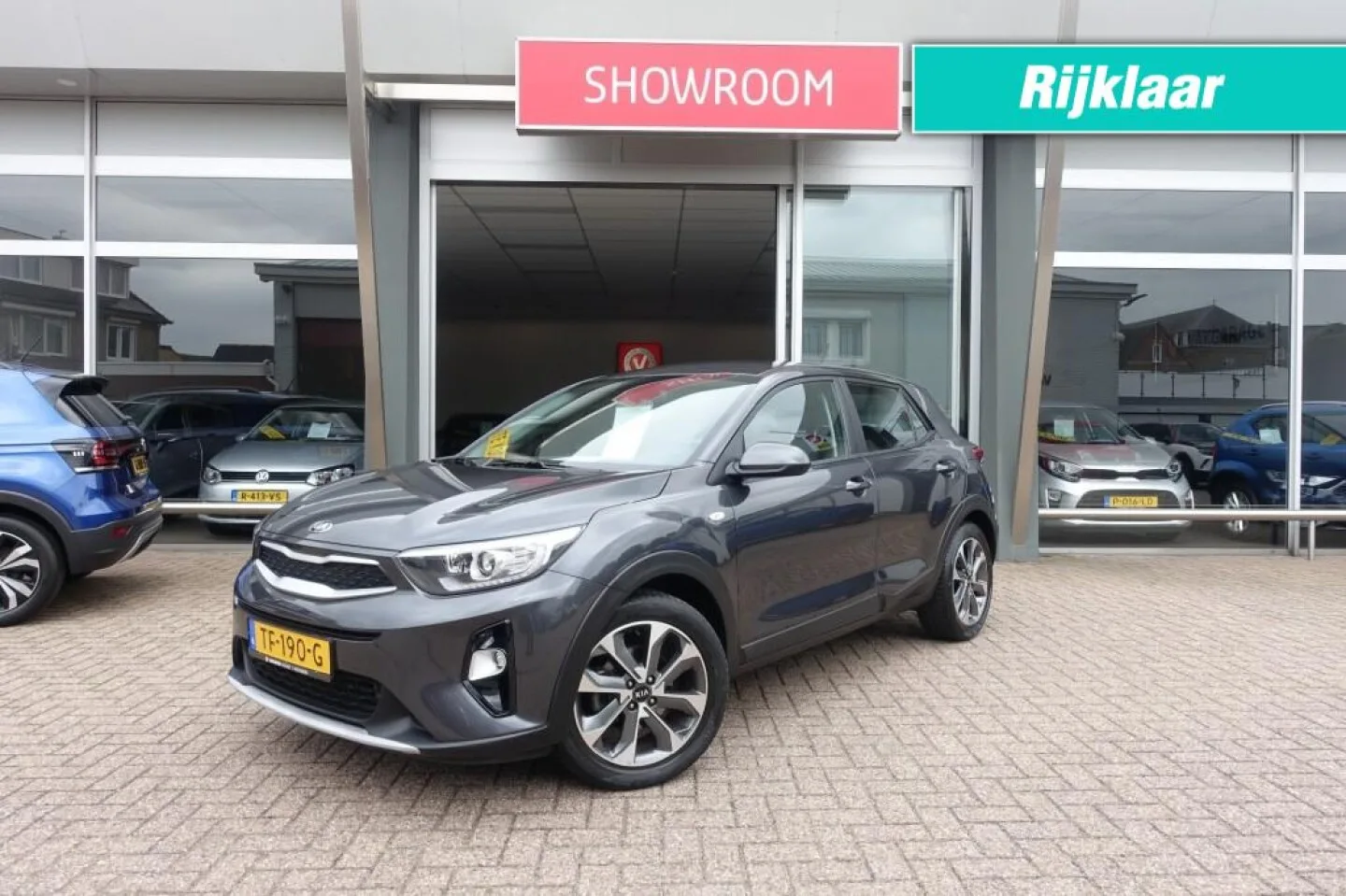 Kia Stonic (2018) — foto 1