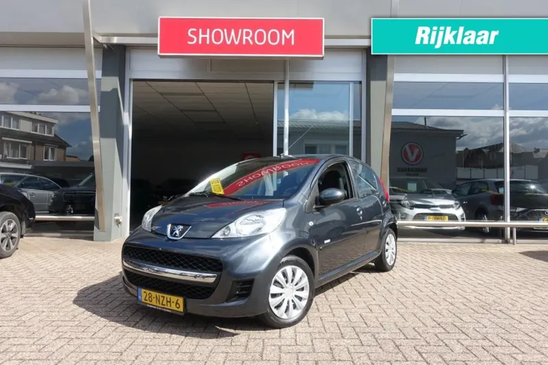 Peugeot 107 (2010)