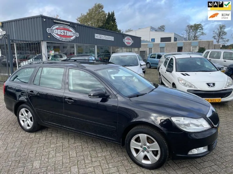 Škoda Octavia (2011) — foto 1