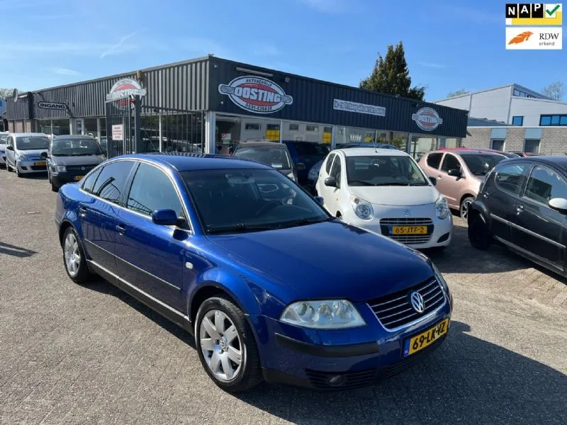 Volkswagen Passat (2003) — foto 1