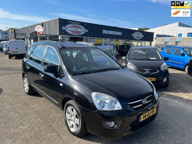Kia Carens (2007) — foto 1