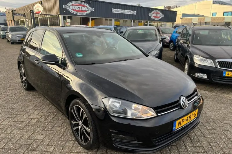 Volkswagen Golf (2016)