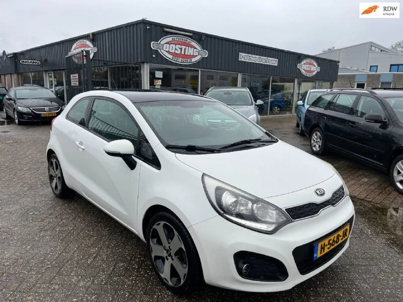 Kia Rio (2013) — foto 1