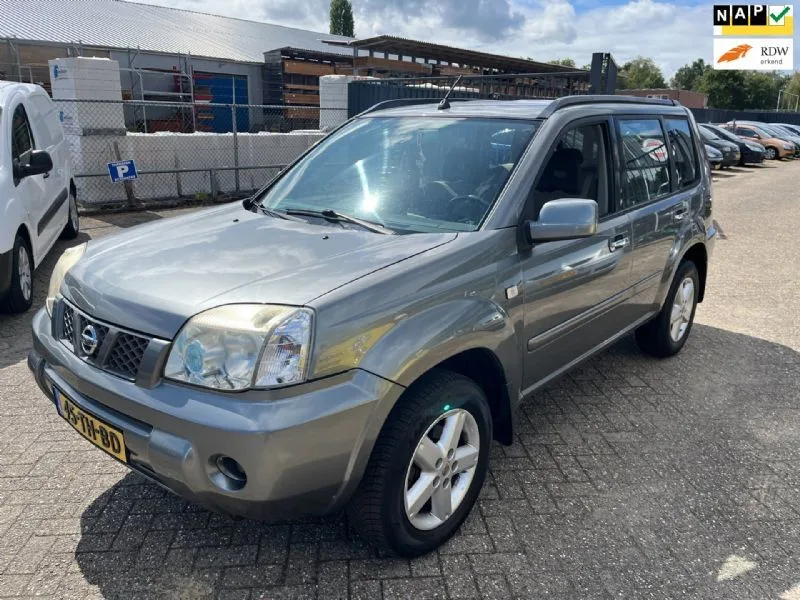 Nissan X-Trail (2006) — foto 1