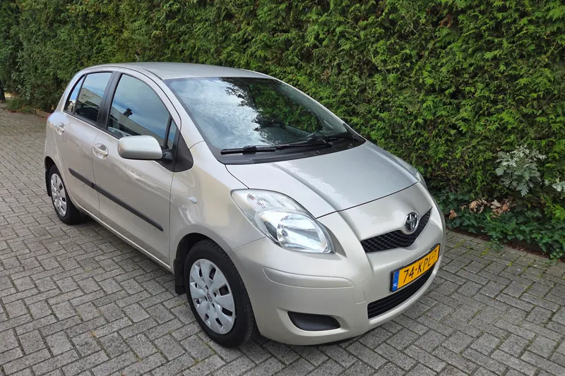 Toyota Yaris (2010)