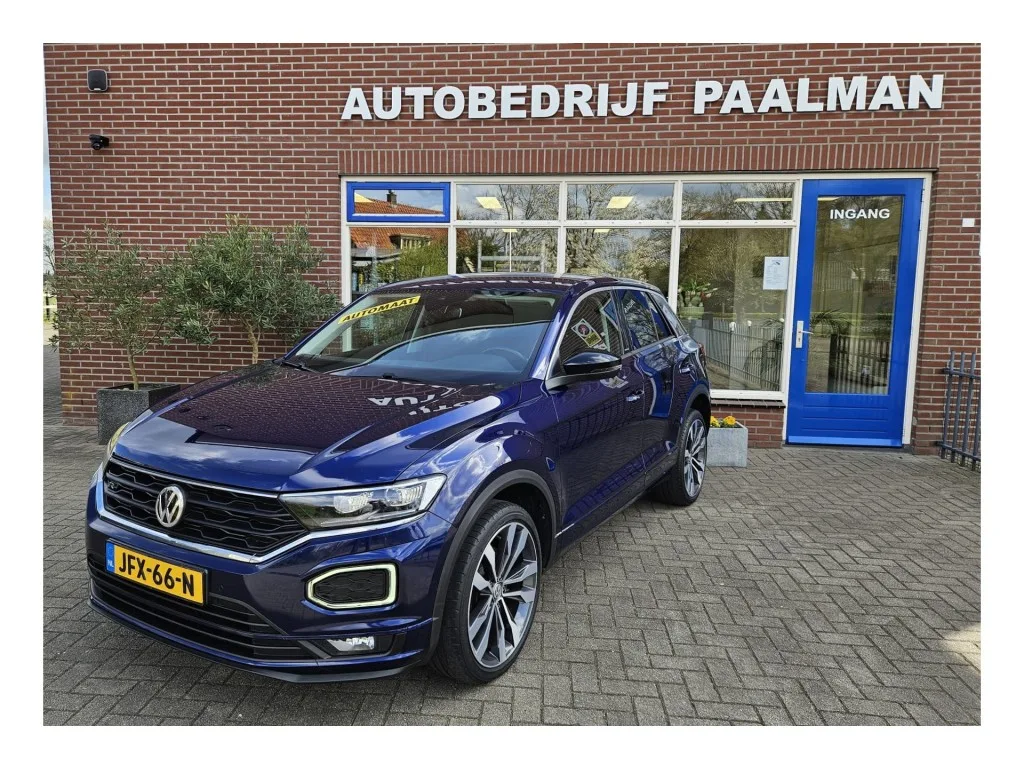 Volkswagen T-Roc (2020) — foto 1