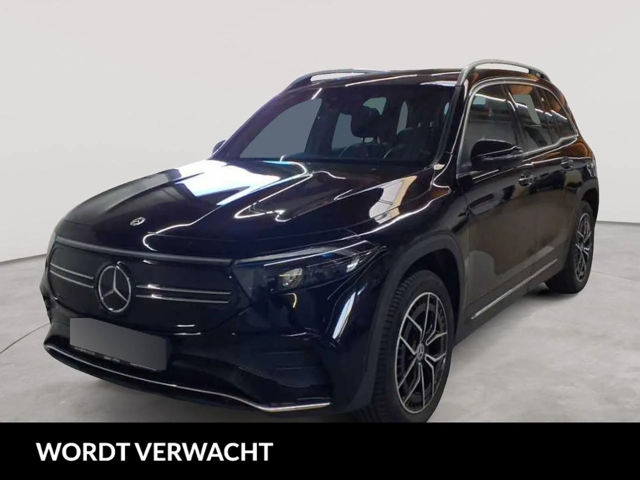 Mercedes-Benz EQB (2023) — foto 1