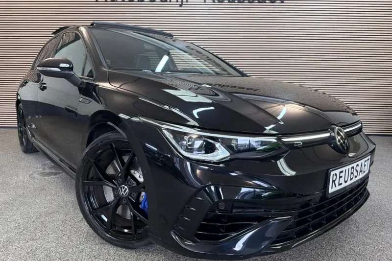 Volkswagen Golf (2023)