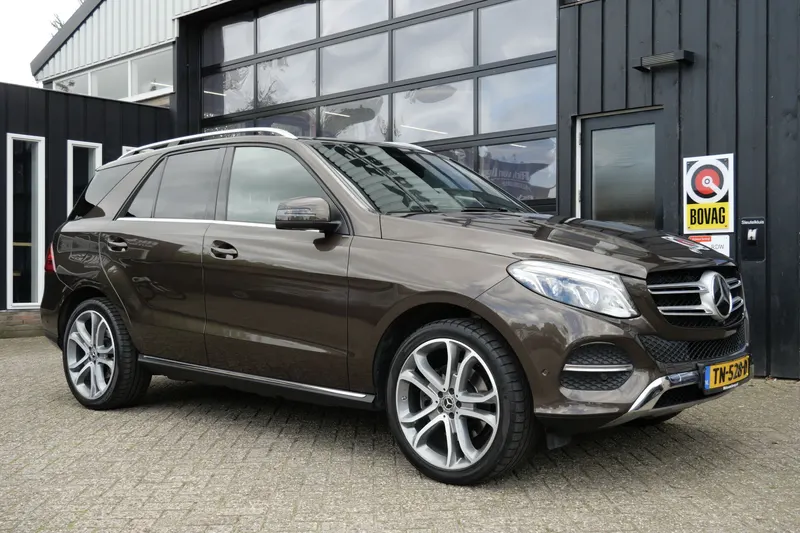 Mercedes-Benz GLE (2018)