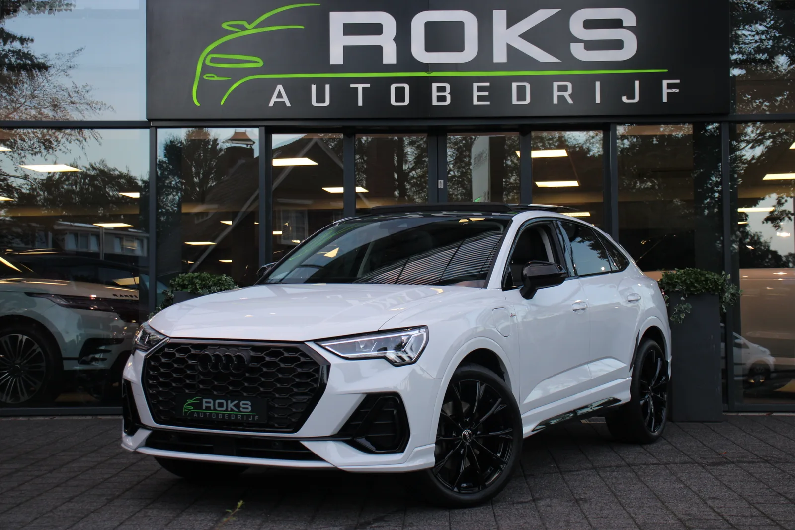 Audi Q3 Sportback (2024) — foto 1