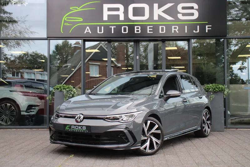 Volkswagen Golf (2023)