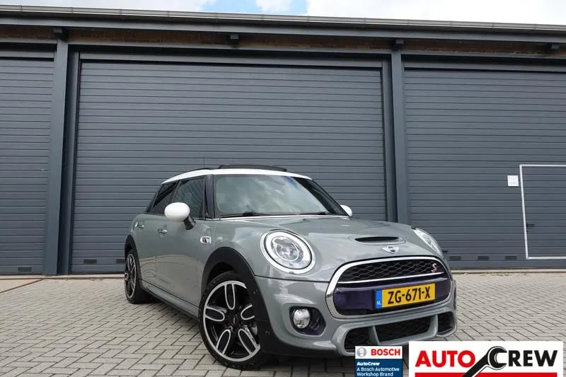 MINI Cooper S (2015)