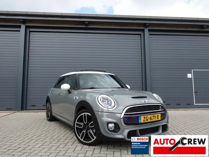 MINI Cooper S (2015) — foto 1