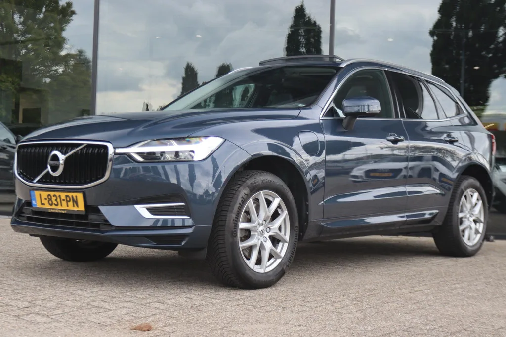 Volvo XC60 (2018) — foto 1